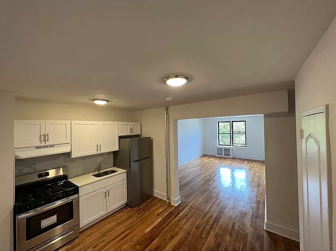 BEAUTIFUL 1 BEDROOM APARTMENT