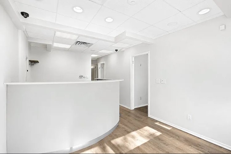 Massive 1 Bedroom House