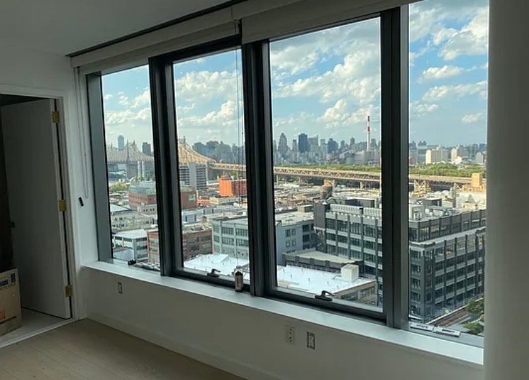 LUXURIOUS 2 BEDROOM APARTMENT
