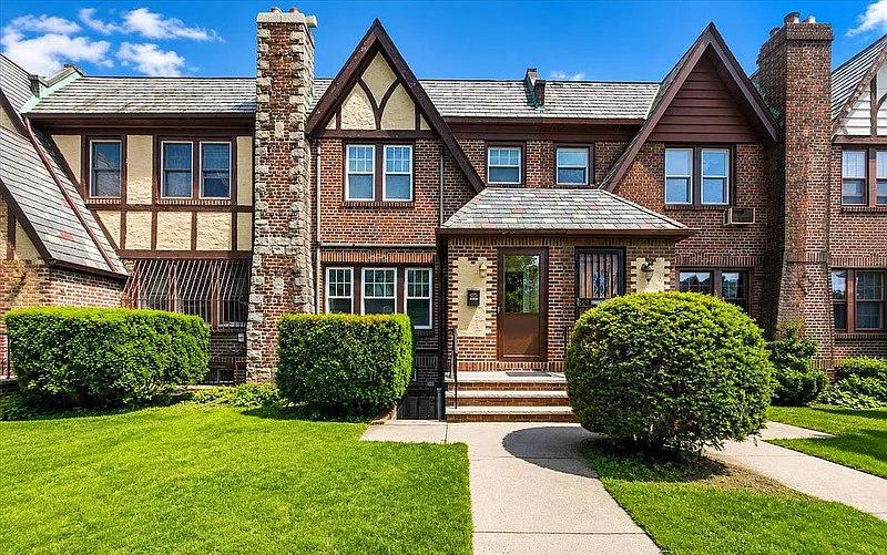 Luxurious 3 bedroom duplex