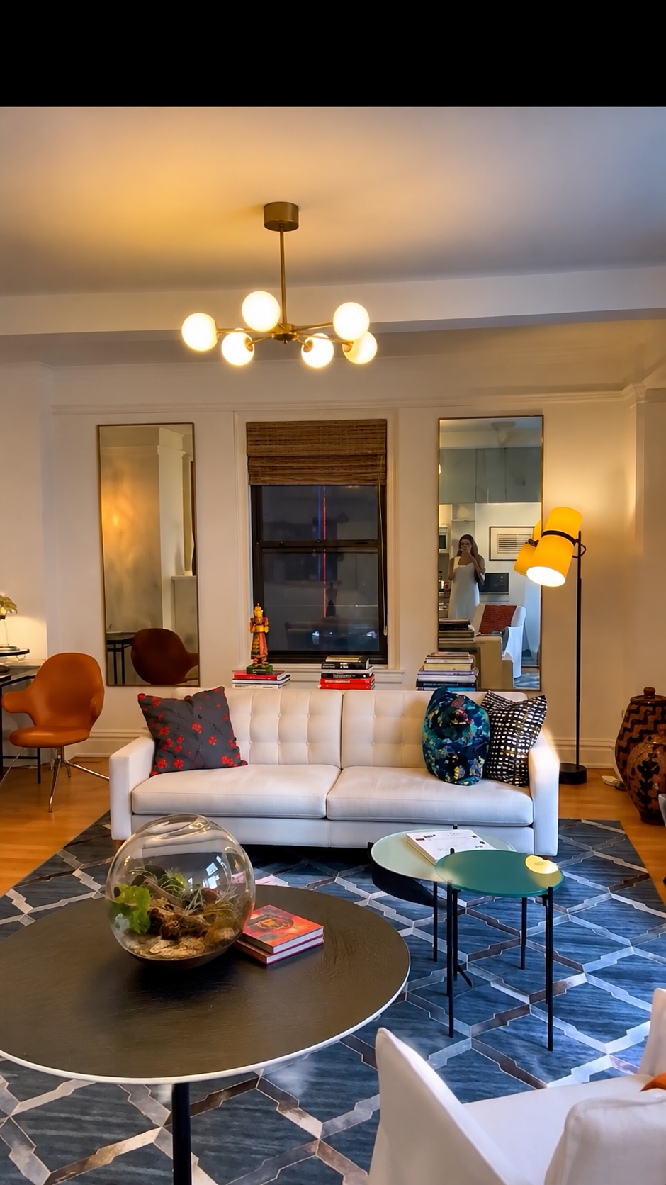 LUXURIOUS 1 BEDROOM APARTMENT